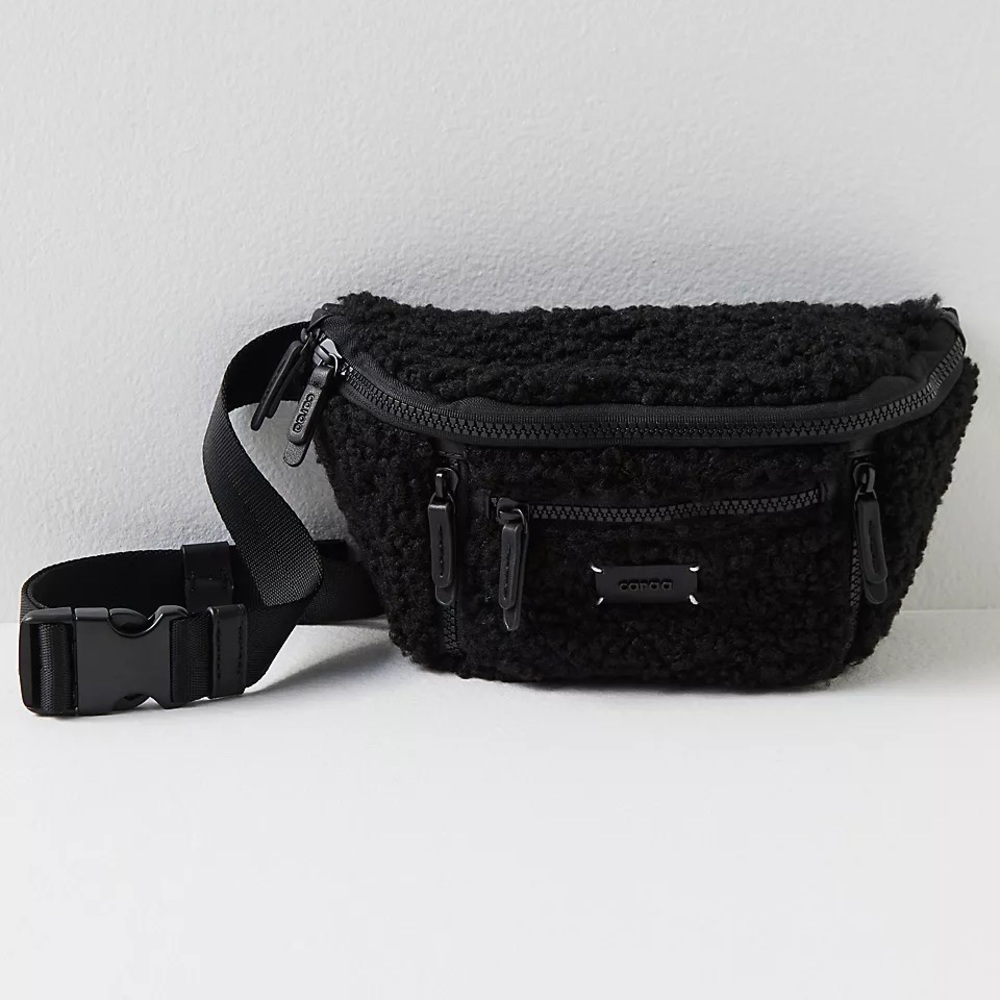Caraa Small Sherpa Sling Bag